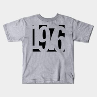 1976 Funky Overlapping Reverse Numbers for Light Backgrounds Kids T-Shirt